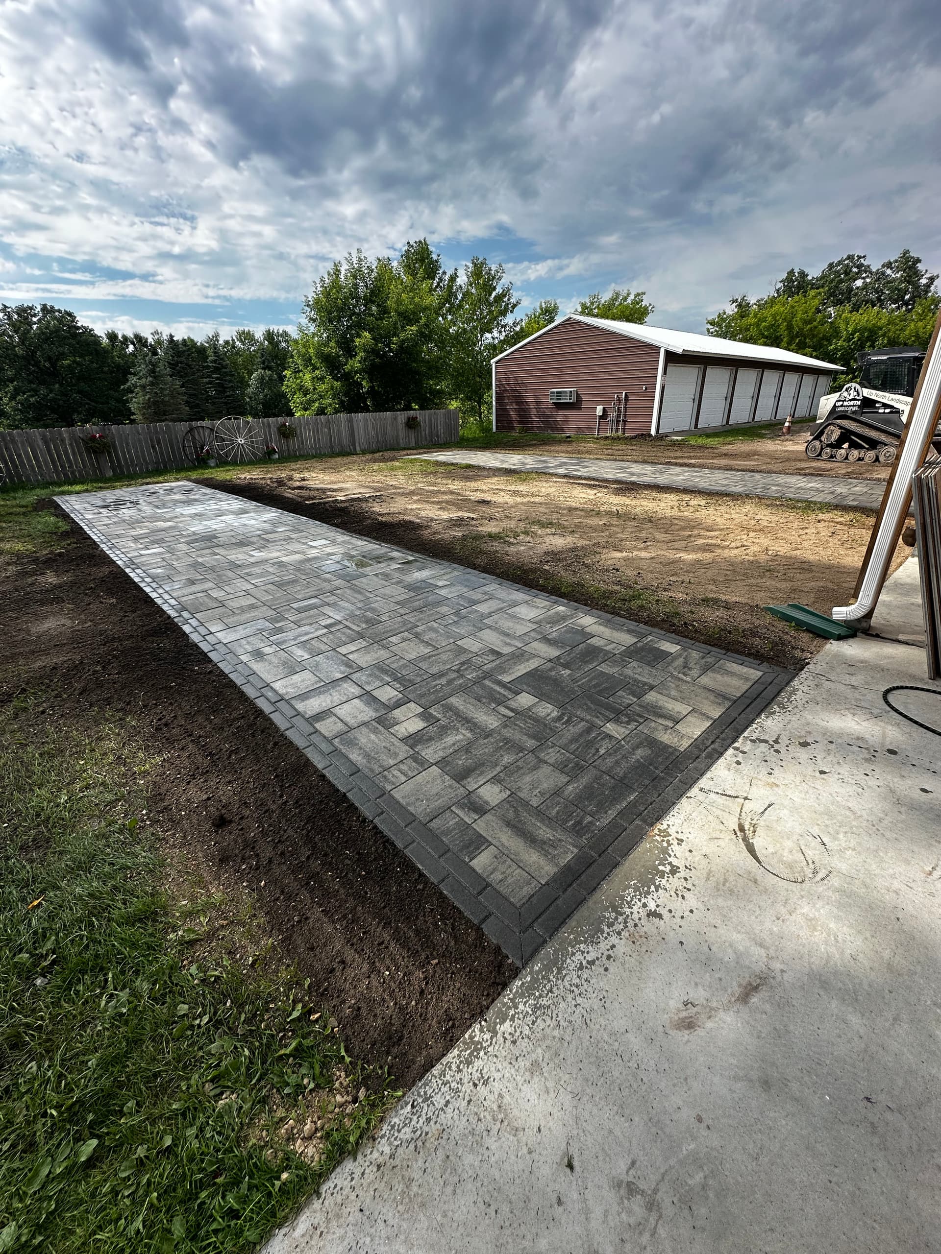 Gallery photos for Elegant Stone Patios and Pathways Enhance Outdoor Living: Image #2
