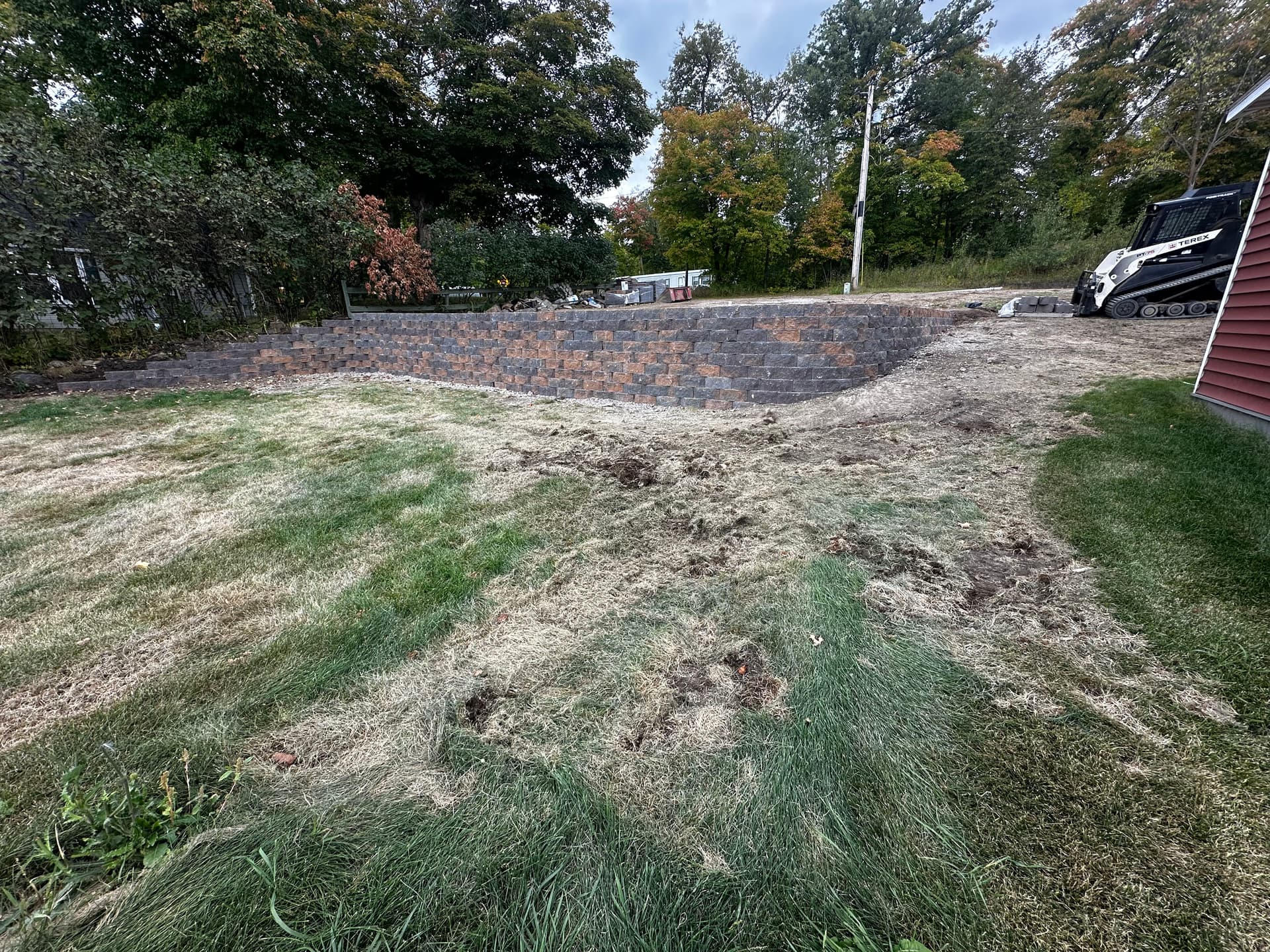 Gallery photos for Stone Steps and Retaining Wall Mastery: Image #6